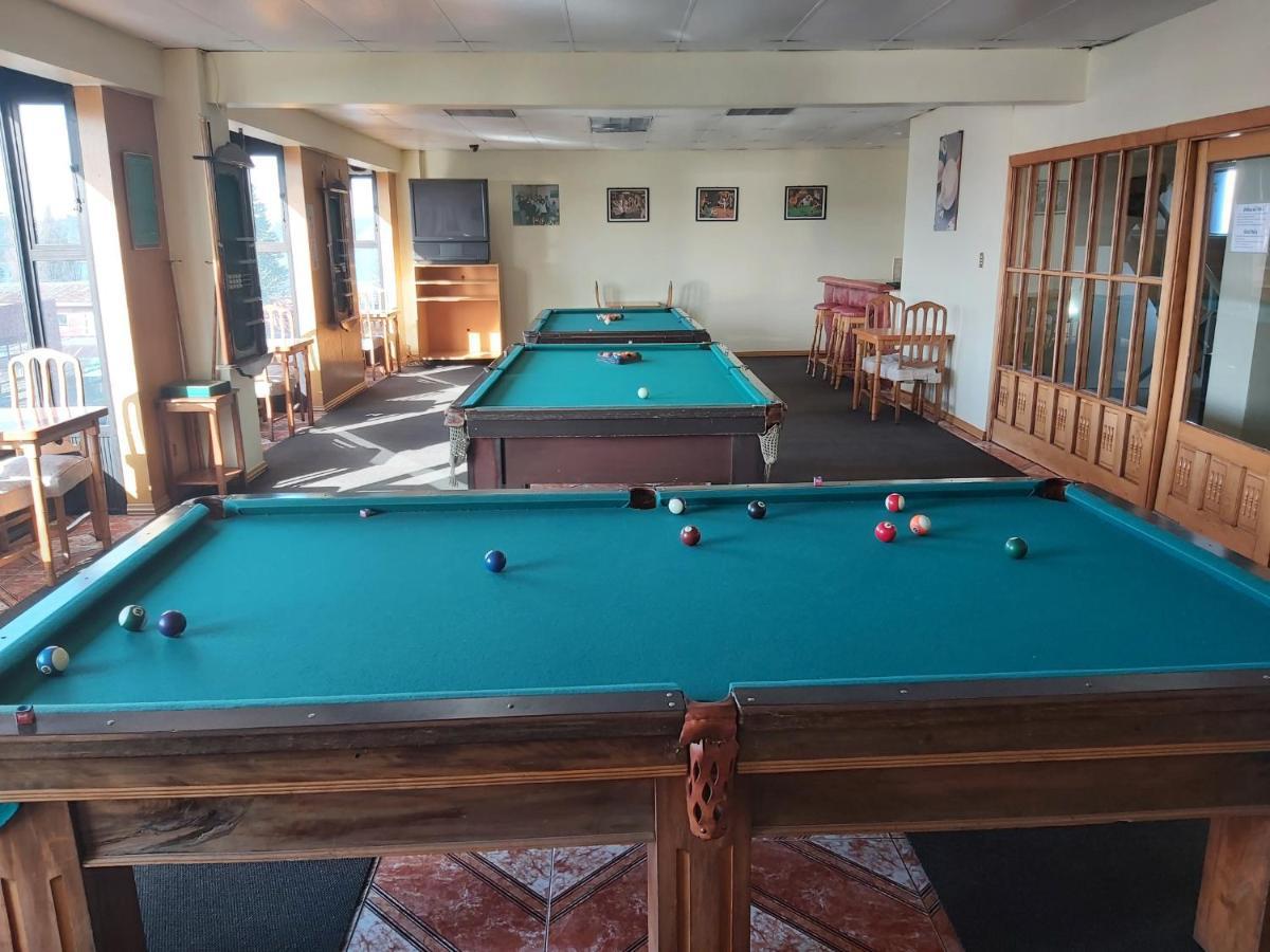Hotel Esmeralda Кастро Екстериор снимка
